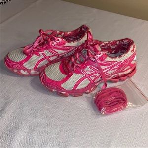 ASICS breast cancer awareness limited edition